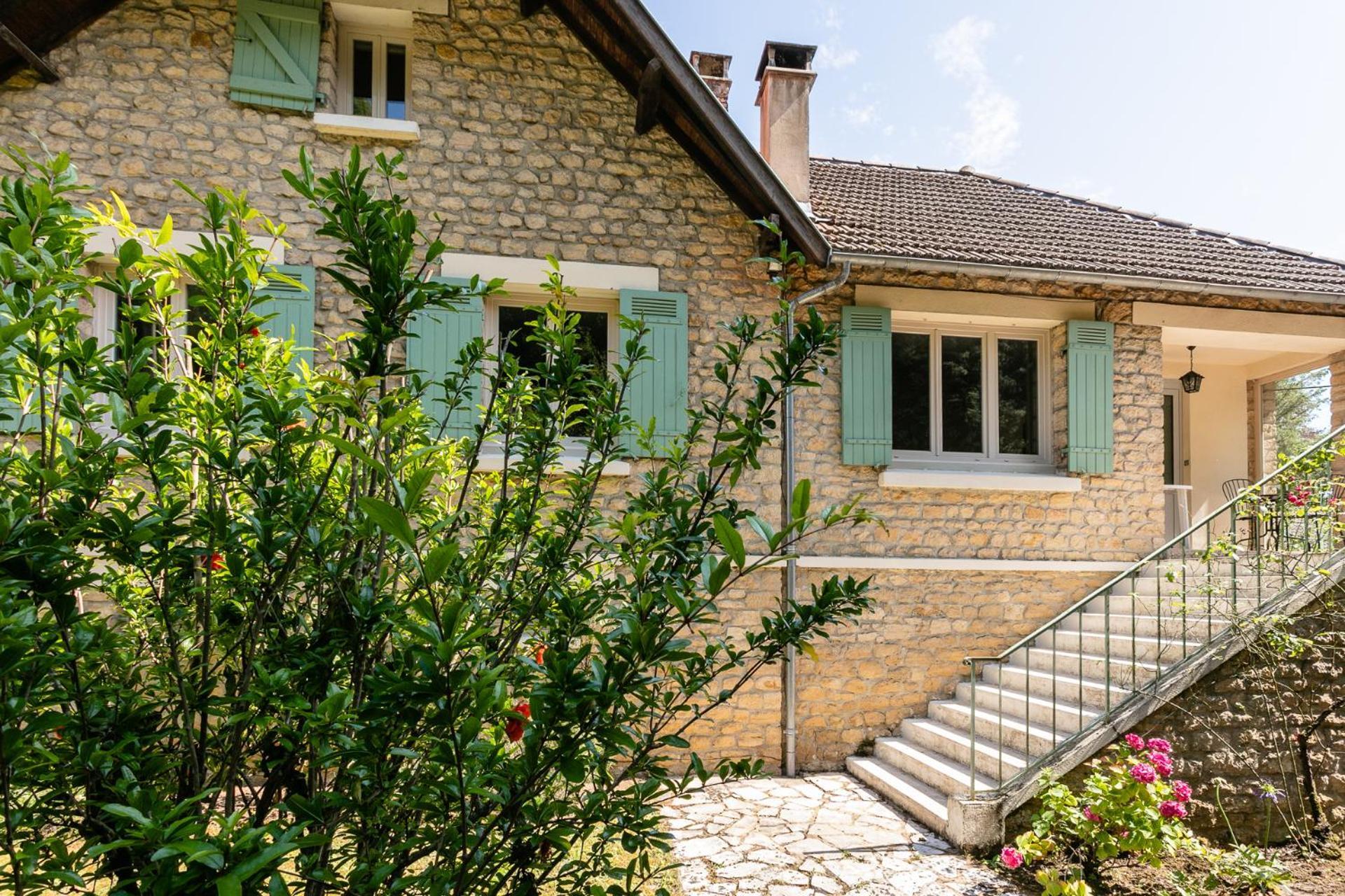 Wonderful House In Sarlat Center With Heated Pool & Jaccuzi Villa Exterior photo
