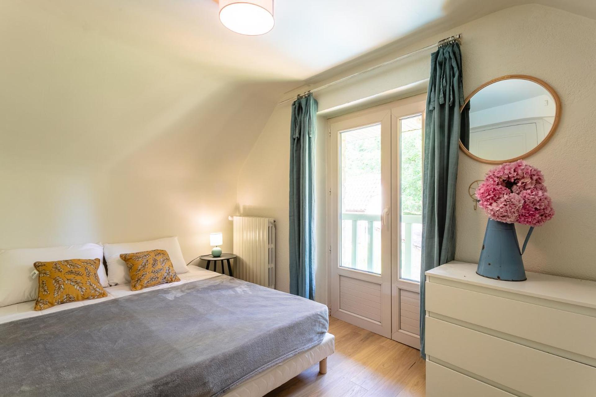 Wonderful House In Sarlat Center With Heated Pool & Jaccuzi Villa Exterior photo